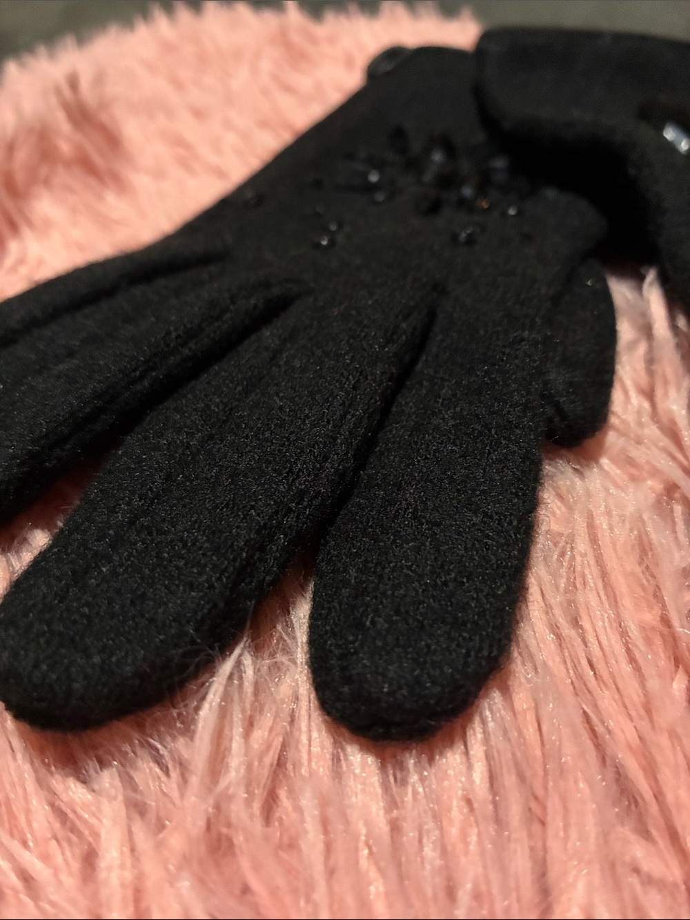 Embellished Black Women's Vintage Winter Gloves - Picture 3 of 7